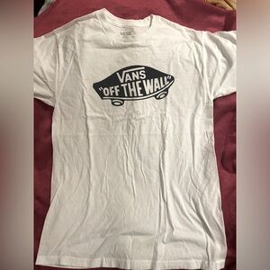 2 men VANS short tees